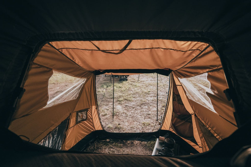K4E Tent + Annex Combo - Hard Shell SummitLodge 1600 Rooftop Tent