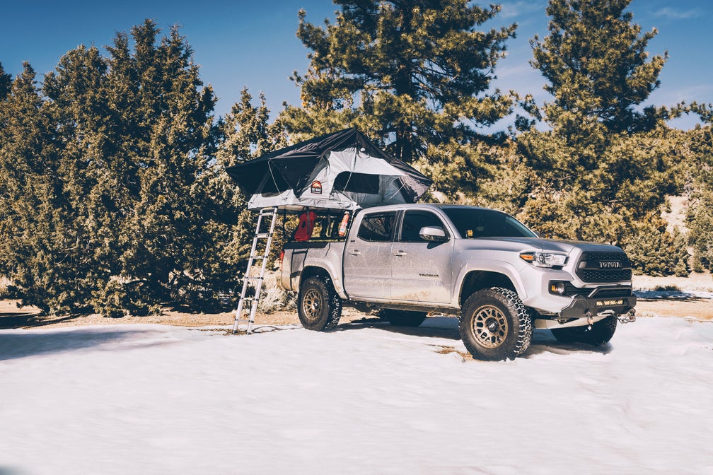 Include Installation Body Armour SKY RIDGE PIKE 2 ROOF TOP TENT