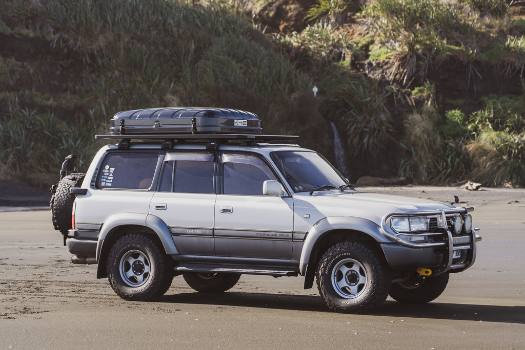 K4E Tent + Awning Combo - Hard Shell SummitLodge 1600 Rooftop Tent