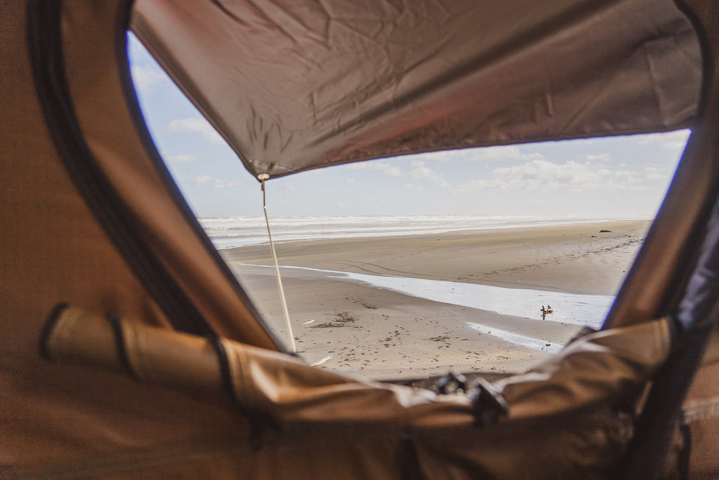 K4E Tent + Awning Combo - Hard Shell SummitLodge 1600 Rooftop Tent