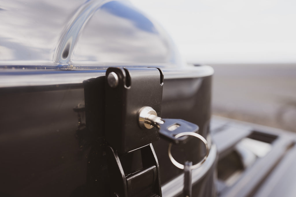 BLACK EDITION SummitLodge 1600 Rooftop Tent